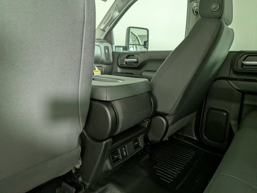 New 2026 GMC Sierra 2500 Pro w/ 1SA Pro Safety Plus Package AWD/4WD image 25