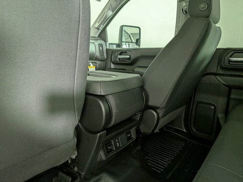 New 2026 GMC Sierra 2500 Pro w/ 1SA Pro Safety Plus Package AWD/4WD image 25