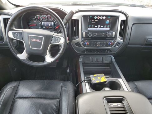 Certified 2018 GMC Sierra 2500 SLT w/ Duramax Plus Package image 26