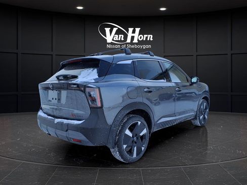 New 2026 Nissan Kicks SR w/ Cold Weather Package AWD/4WD image 7
