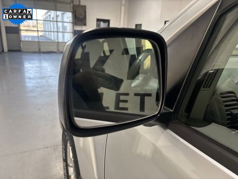 Used 2019 Nissan Frontier SV w/ Value Truck Package image 12