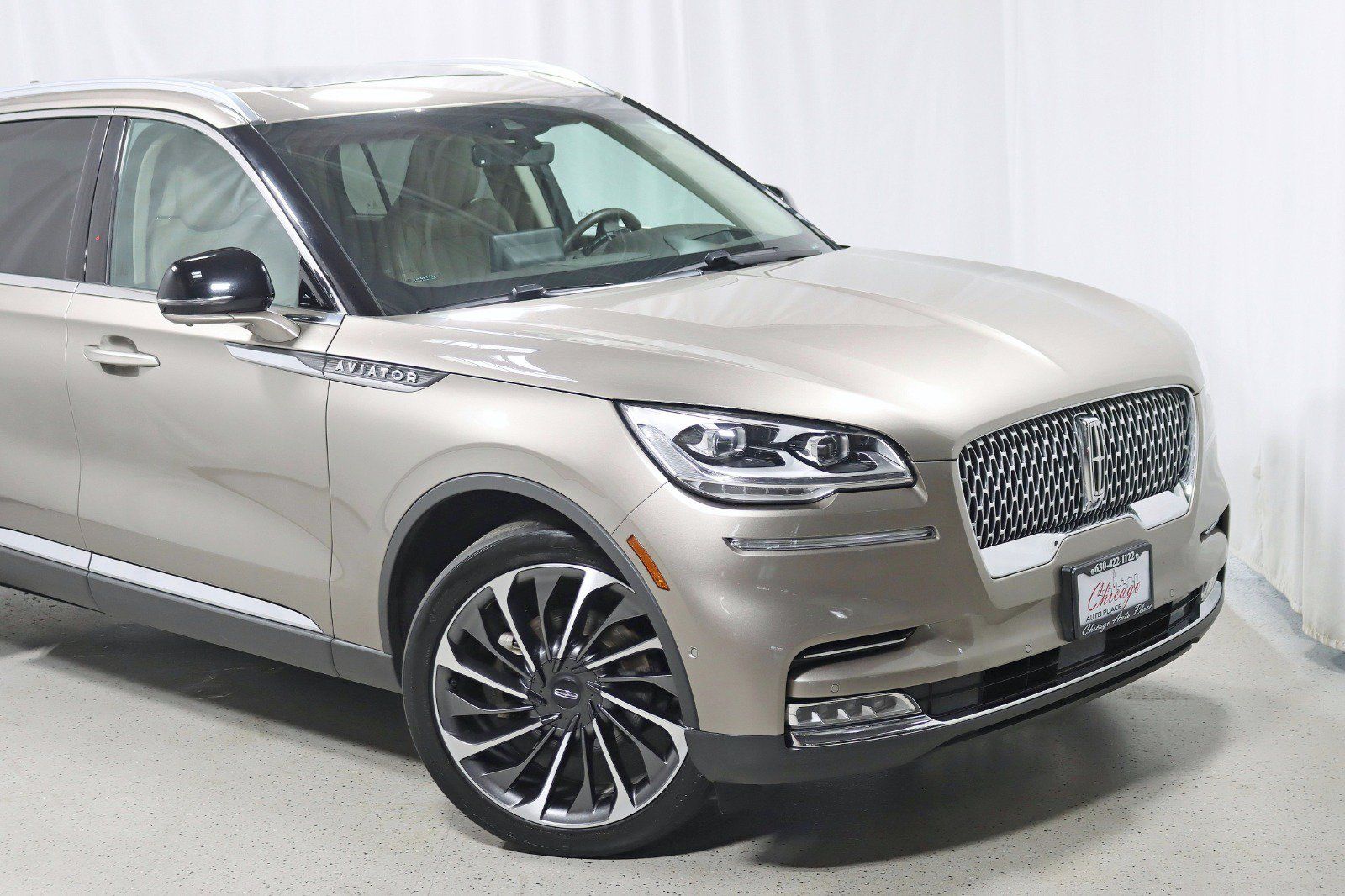 Used 2020 Lincoln Aviator Reserve w/ Equipment Group 202A AWD/4WD image 2