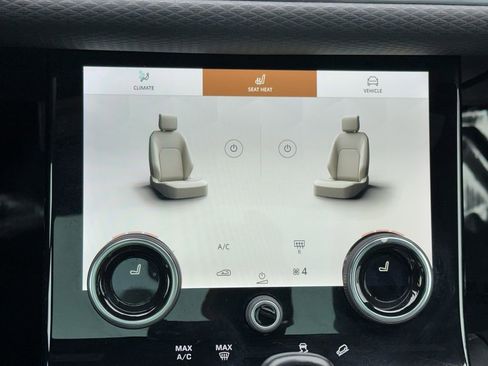 Used 2023 Land Rover Range Rover Evoque S image 16