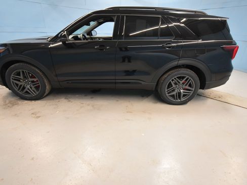 New 2026 Ford Explorer ST w/ Sun And Sound Package AWD/4WD image 32