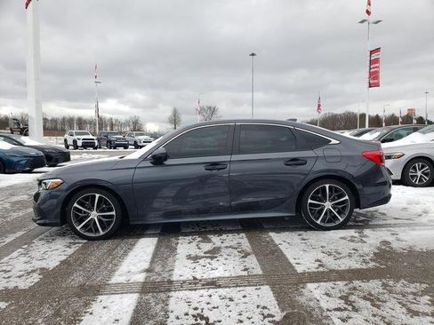 Used 2024 Honda Civic Touring image 5