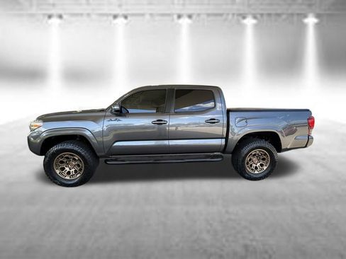 Used 2020 Toyota Tacoma SR w/ SR Convenience Package RWD image 8