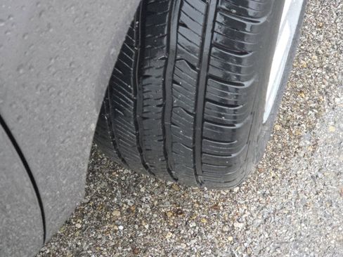 Used 2012 Nissan Rogue SL image 9