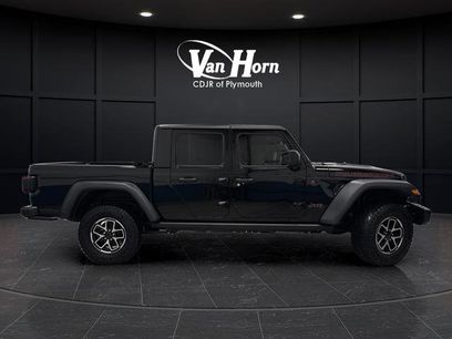 Used 2024 Jeep Gladiator Rubicon w/ Technology Group
