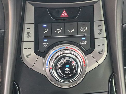Used 2013 Hyundai Elantra Limited FWD image 17