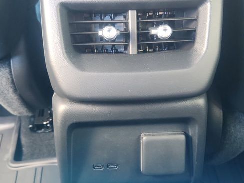 New 2026 Cadillac Optiq Sport 1 w/ LPO, Floor Liner Package image 18