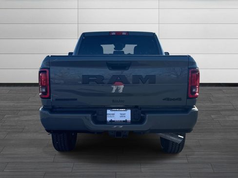 New 2026 RAM 2500 Big Horn AWD/4WD image 5