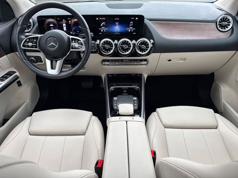 Used 2023 Mercedes-Benz GLA 250 4MATIC image 22