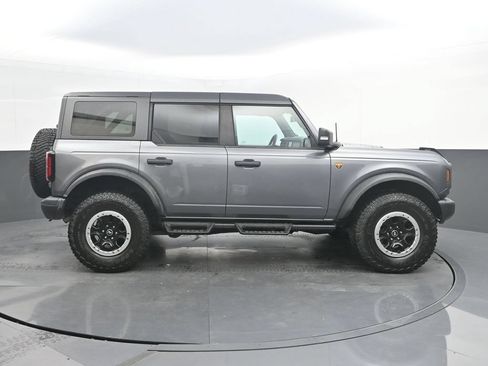 Used 2023 Ford Bronco Badlands w/ Sasquatch Package AWD/4WD image 8