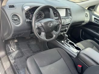 Used 2020 Nissan Pathfinder SV video 2