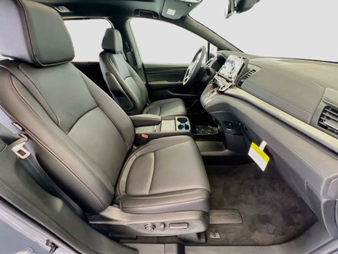 New 2026 Honda Odyssey Sport-L image 28