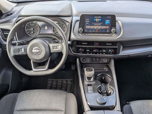 Used 2024 Nissan Rogue SV AWD/4WD image 15