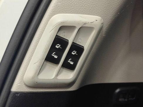 Used 2015 Lexus GX 460 Luxury AWD/4WD image 37
