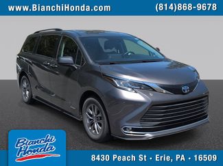 Used 2021 Toyota Sienna XLE w/ XLE Plus Package FWD video 1