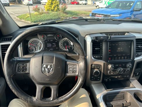 Used 2017 RAM 1500 Big Horn AWD/4WD image 10