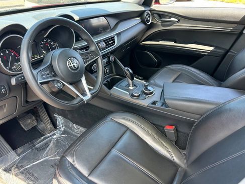 Used 2019 Alfa Romeo Stelvio Ti w/ Nero Edizione AWD/4WD image 24