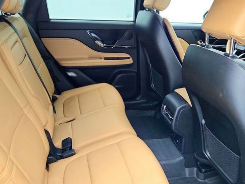 Used 2023 Lincoln Corsair Reserve w/ Equipment Group 201A image 22