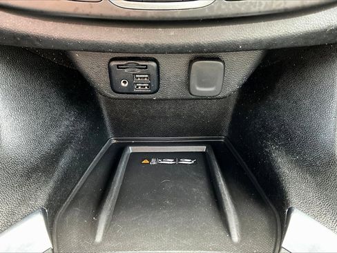 Used 2023 Chevrolet Traverse High Country image 33