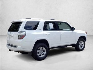 Used 2019 Toyota 4Runner SR5 AWD/4WD video 3