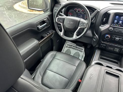 Used 2021 Chevrolet Silverado 1500 LT Trail Boss w/ Convenience Package II image 15