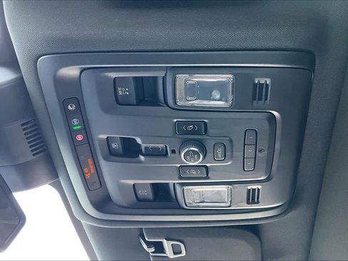 Used 2024 GMC Yukon AT4 w/ Max Trailering Package AWD/4WD image 32
