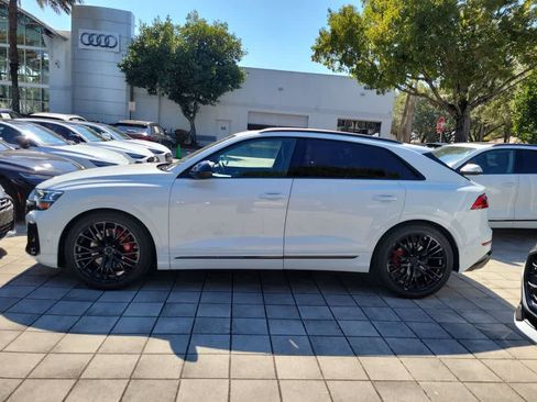 New 2026 Audi SQ8 Prestige image 5