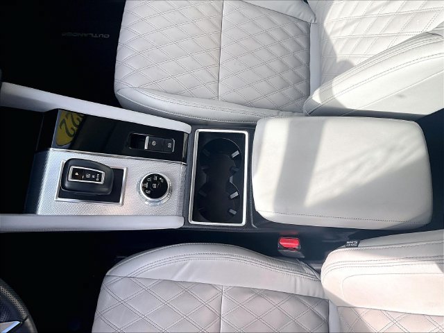 Used 2022 Mitsubishi Outlander SEL FWD image 15