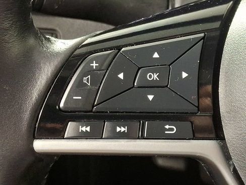 Used 2023 Nissan Altima 2.5 SV w/ SV Premium Package FWD image 22