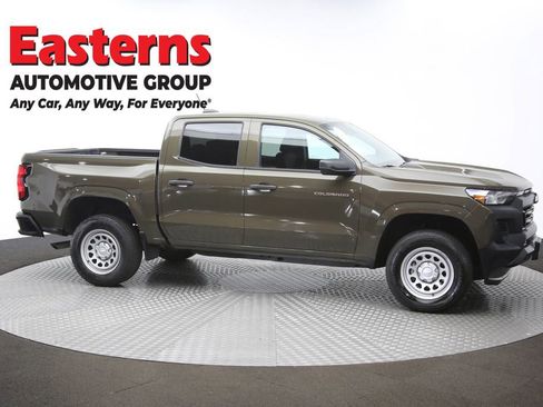 Used 2024 Chevrolet Colorado W/T RWD image 46