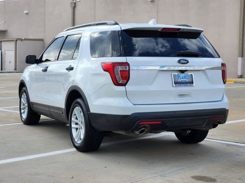 Used 2017 Ford Explorer FWD image 7