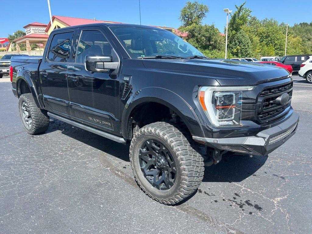 Used 2021 Ford F150 Lariat w/ Equipment Group 502A High AWD/4WD image 3