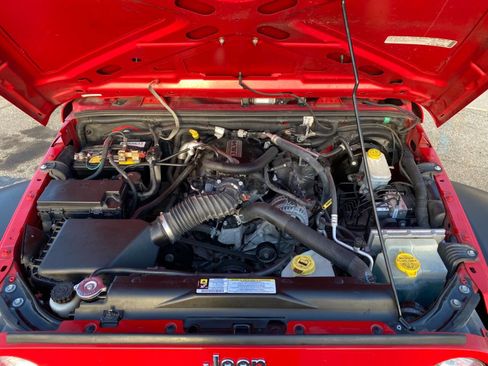 Used 2008 Jeep Wrangler X image 10