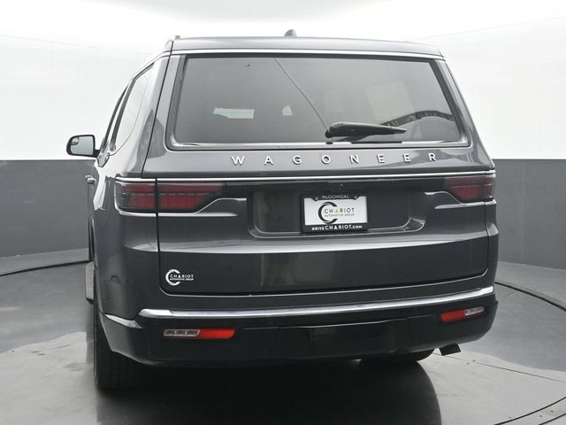 Used 2025 Jeep Wagoneer 4WD image 5