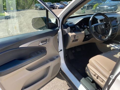 Used 2022 Honda Pilot EX-L image 10