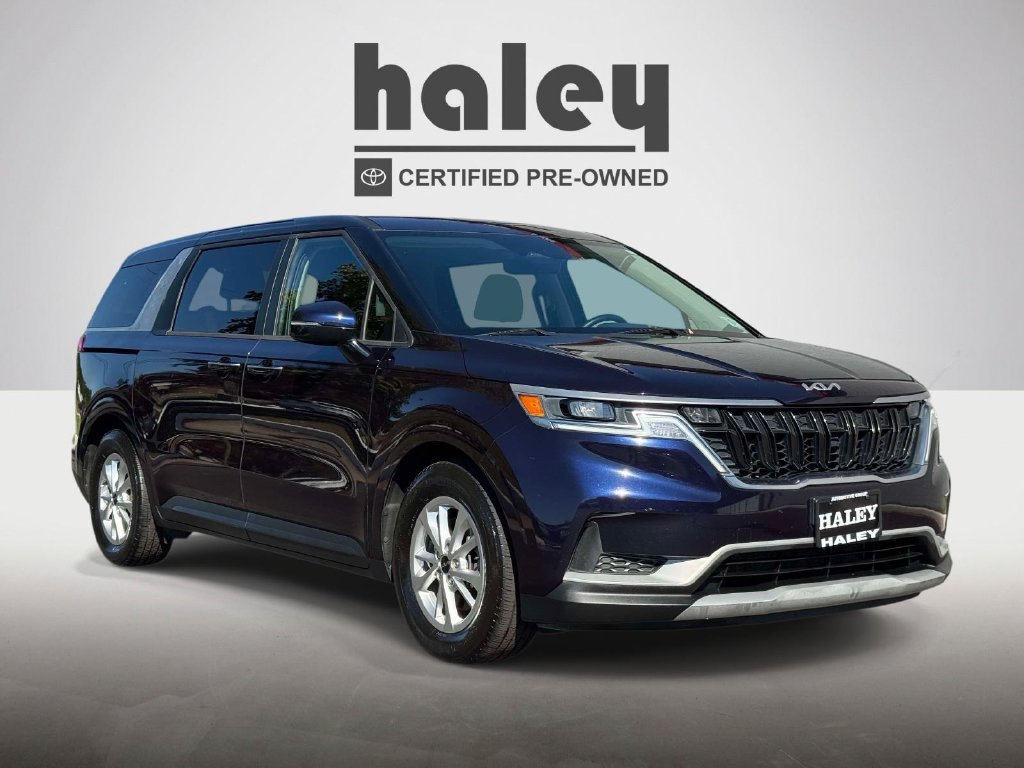 Used 2022 Kia Carnival LX FWD image 1