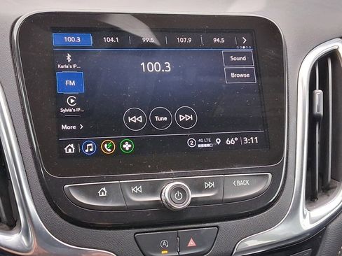 Used 2022 Chevrolet Equinox Premier image 8