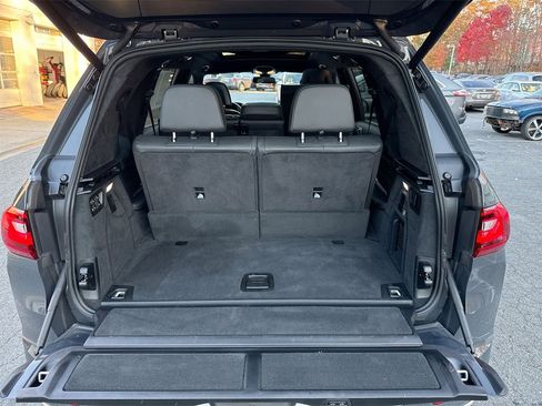 Used 2021 BMW X7 xDrive40i w/ Executive Package image 21