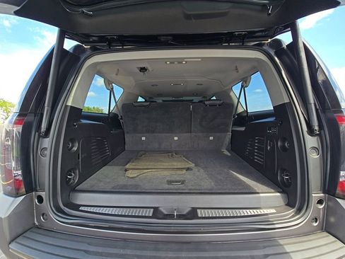 Used 2015 GMC Yukon XL SLT RWD image 8