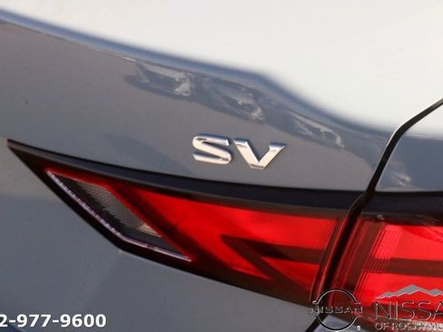 Used 2024 Nissan Sentra SV image 8