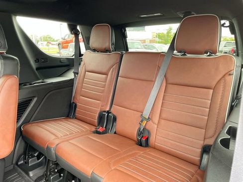 Certified 2024 GMC Yukon Denali Ultimate AWD/4WD image 16