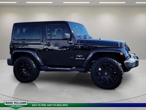 Used 2017 Jeep Wrangler Sahara w/ Dual Top Group image 2