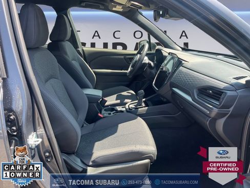 Used 2025 Subaru Forester Premium AWD/4WD image 17
