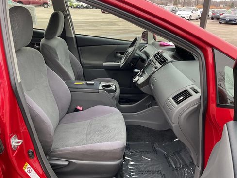 Used 2012 Toyota Prius V Two image 35