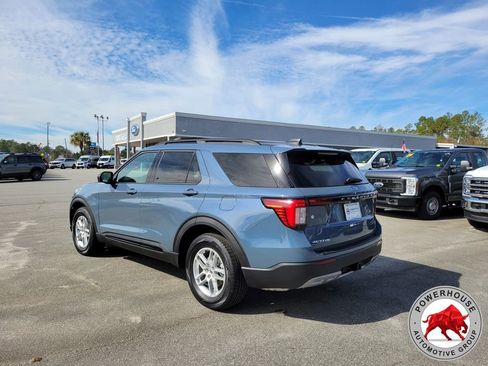New 2026 Ford Explorer Active w/ Active Comfort Package RWD image 4