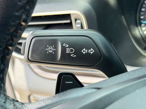 Used 2020 Ford Explorer Limited RWD image 23