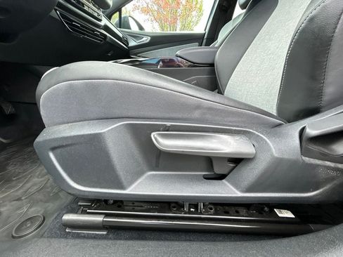 Certified 2023 Volkswagen ID.4 Pro RWD image 17